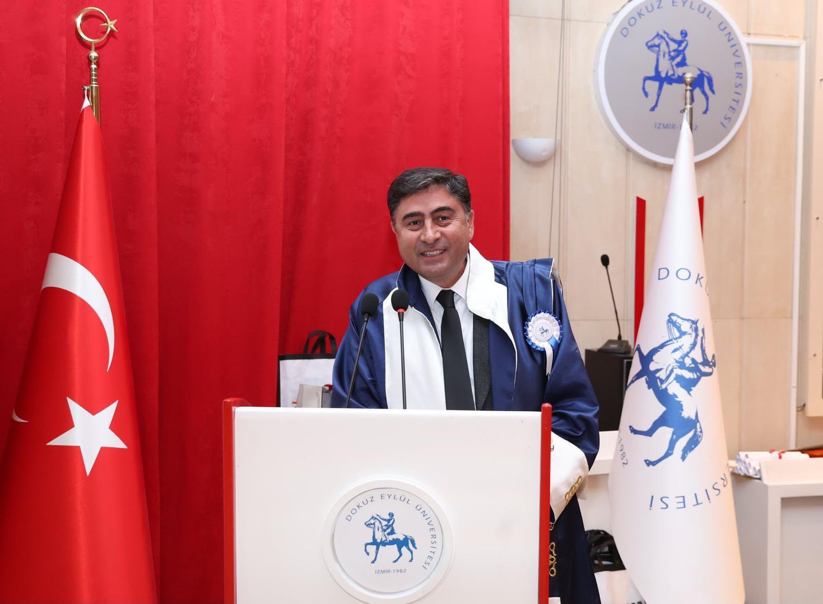Dokuz Eylül Üniversitesi Veteriner Fakültesi Dekanı Prof. Dr. Zafer Bulut